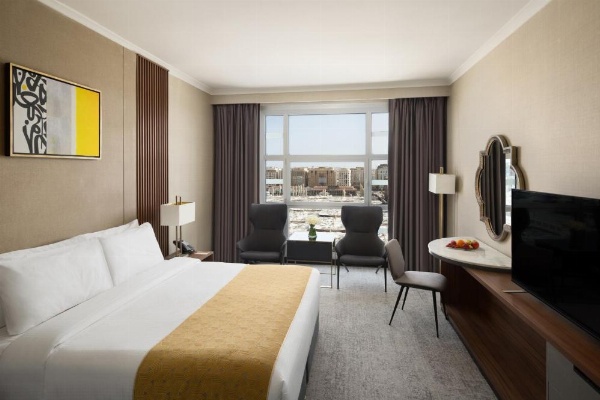 Anwar Al Madinah Mövenpick image 5